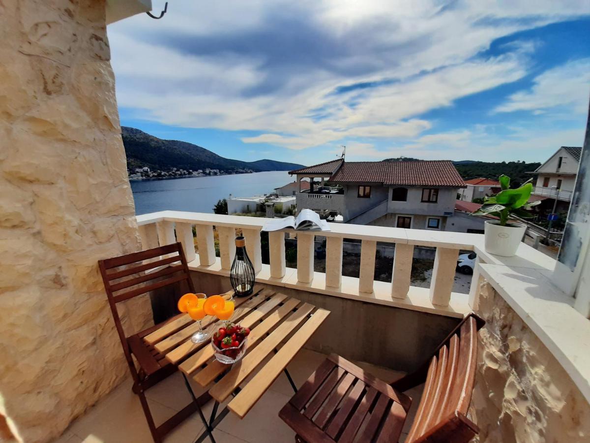 Holiday Beach House Lejlighed Grebaštica Eksteriør billede