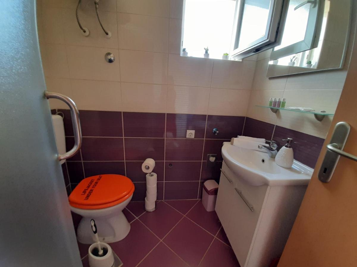 Holiday Beach House Lejlighed Grebaštica Eksteriør billede