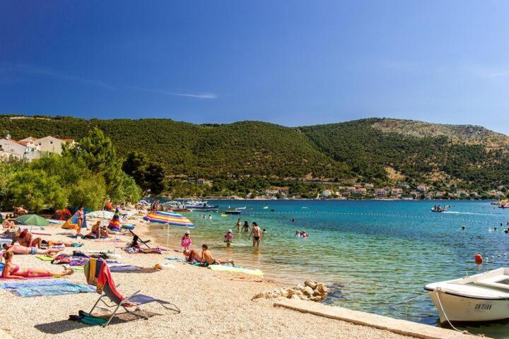 Holiday Beach House Lejlighed Grebaštica Eksteriør billede